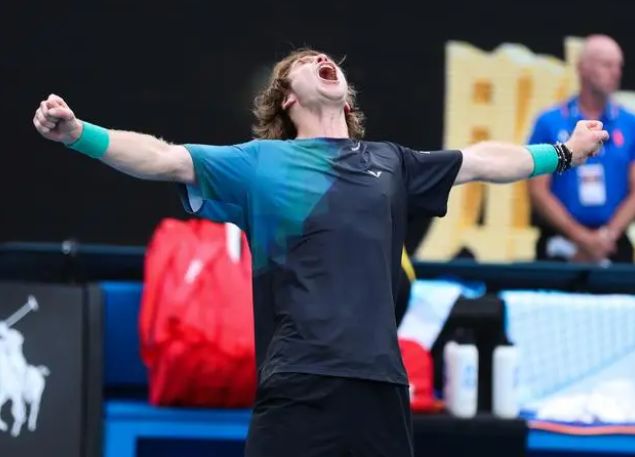 钰栋均处于 钰栋均处于