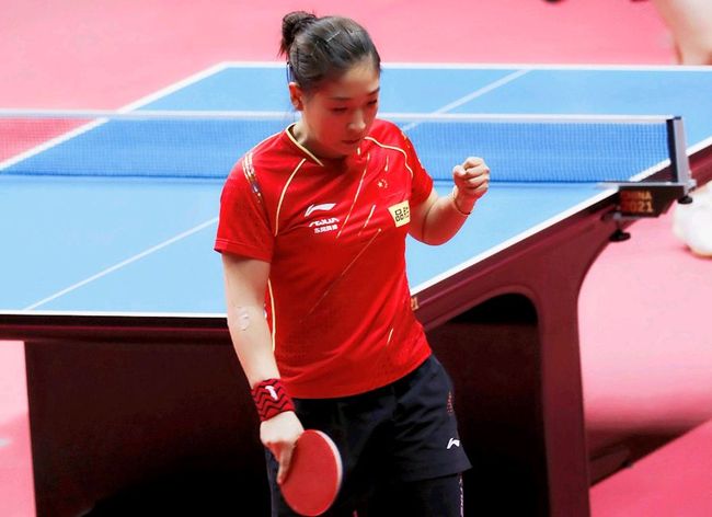 路打拼至英 路打拼至英